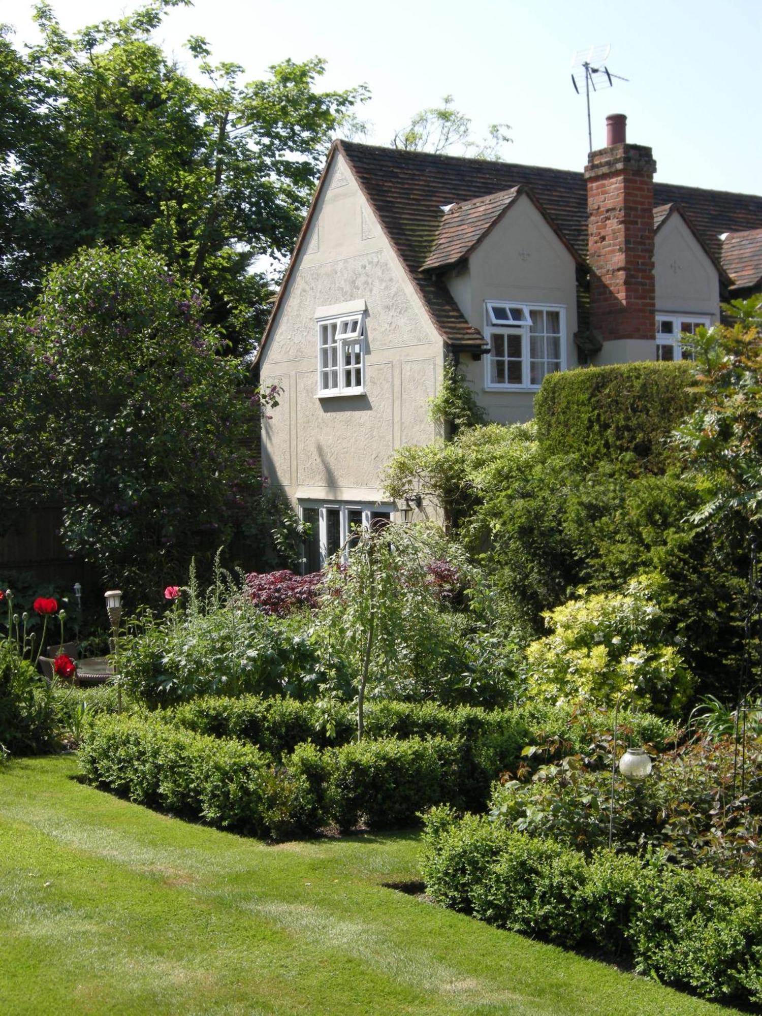 Motts Bed & Breakfast Great Dunmow Exteriér fotografie