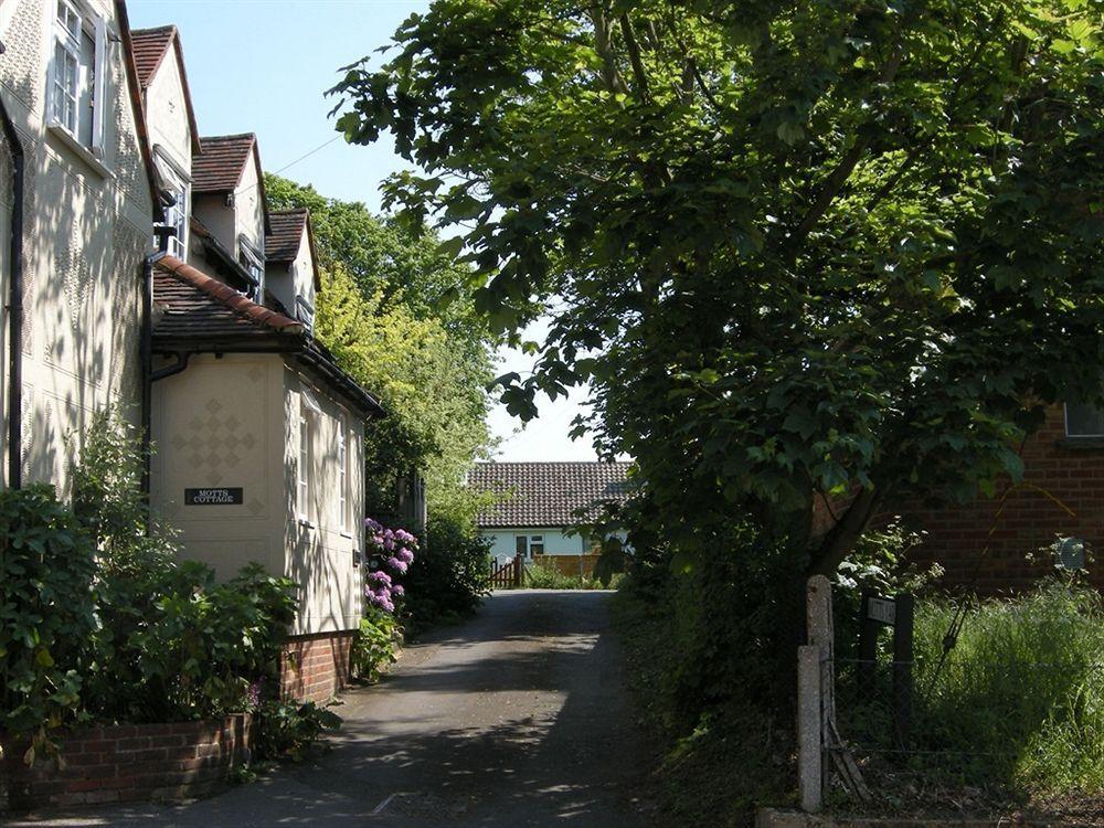 Motts Bed & Breakfast Great Dunmow Exteriér fotografie